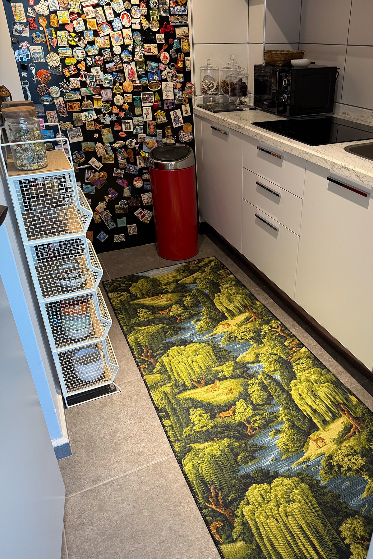 Rafel 903 Orman Temalı Botanik Desenli Halı Yıkanabilir İnce Dokuma Yolluk Salon Oturma Odası Halısı