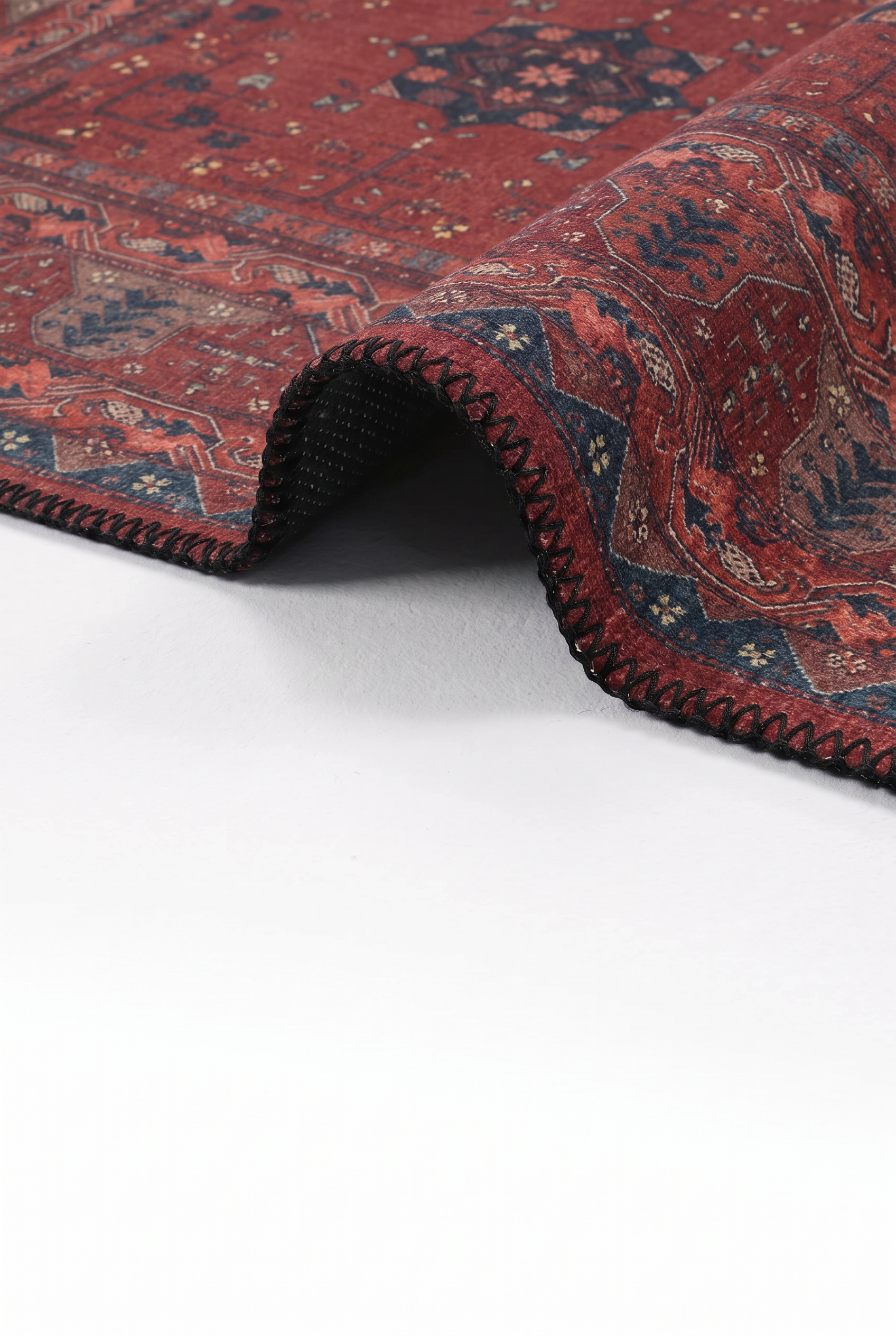 Zümrüt 05 Bordürlü Kırmızı Lacivert Etnik Vintage Eskitme İnce Yıkanabilir Salon Ev Oda Halısı